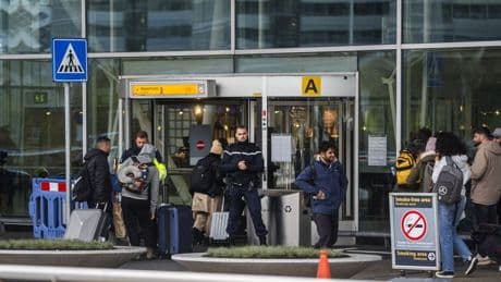 Nederland spreekt Israël aan op beveiliging Israëlische delegatie door voormalige legerofficier met illegale wapens