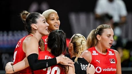 Dünya Voleybol Şampiyonası: Filenin Sultanları, İspanya'yı mağlup etti!