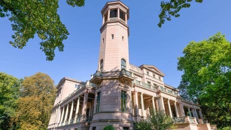 S-Bahn-Ausflug für Berliner: Schloss Biesdorf in Marzahn entdecken