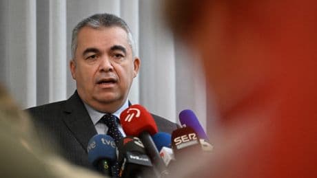 Espagne : soupçonné de corruption, le numéro trois du Parti socialiste démissionne