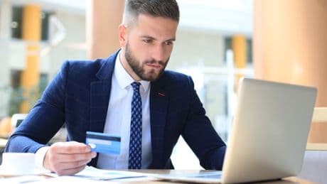 Nuevos controles para las operaciones con tarjetas
