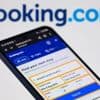 Pourquoi des millions d’hôteliers européens attaquent-ils la plateforme Booking en justice ?