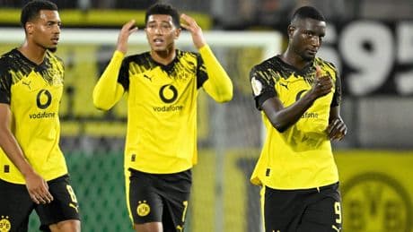 Dortmund müht sich weiter - BVB-Krampf