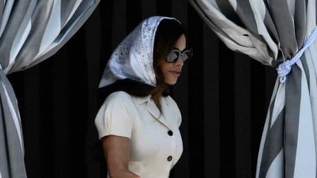 Lauren Sanchez, il vestito da sposa di Dolce e Gabbana e l'omaggio a Sophia Loren: il look del matrimonio con Jeff Bezos