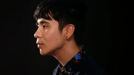 De Amerikaanse schrijver Ocean Vuong over de keerzijde van het kapitalisme: ‘Wie er ook aan de macht is, de onderklasse zal eronder lijden’