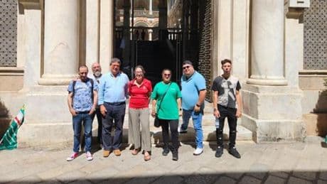 Lavoratori Phoenix licenziati, continua la protesta a Genova