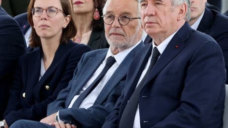 Budget : comment Bayrou tente de préparer les collectivités à des efforts sans les braquer
