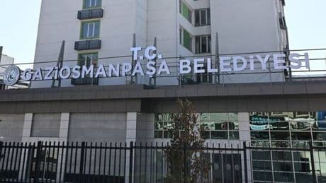 Gaziosmanpaşa Belediyesi'nden 'balya balya dolar' iddialarına yalanlama: Görüntüler belediye binasından değil