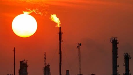 Pétrole: l’Opep+ annonce une nouvelle forte hausse de sa production en juillet