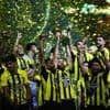 Nouveau trophée pour Benzema et Laurent Blanc après le doublé coupe et championnat d’Al-Ittihad