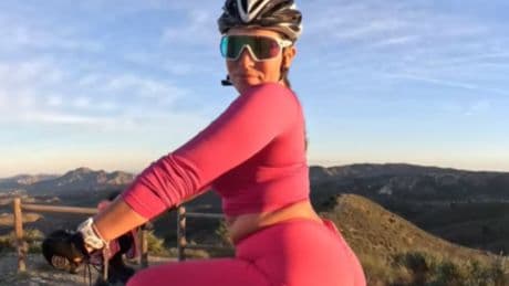 La ciclista Cecilia Sopeña exige borrar su pasado digital tras hacerse viral en OnlyFans