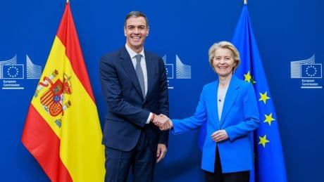 Sánchez aborda con Von der Leyen la guerra de Gaza y los aranceles de Trump el día después del fiasco del catalán