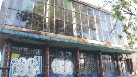 Lötzen - Ein altes Lichtspielhaus wird zum Denkmal erkoren