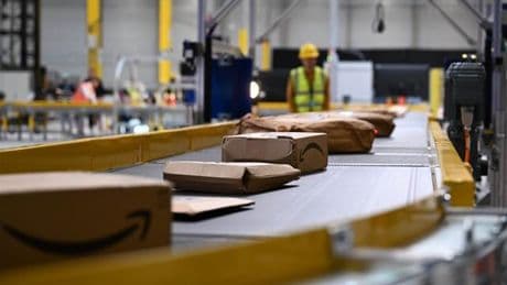 Online-Handel: Missbrauch mit Preisvorgaben? Kartellamt mahnt Amazon ab