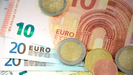 Pour encourager les Français à faire la grève de la carte bancaire ce 10 septembre, des restaurateurs vont faire des rabais de 10% à ceux qui paient en espèces