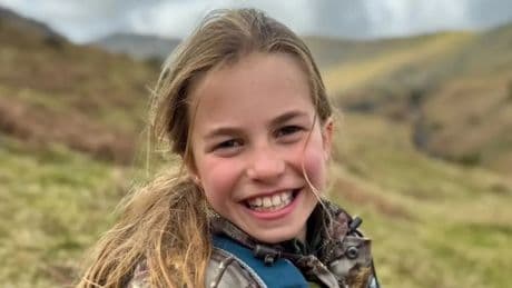 Kate Middleton retrata a su hija Carlota en su décimo cumpleaños, cada día más parecida a su padre