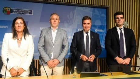 El consejero de Industria alerta de que los aranceles restarán 700 millones a las exportaciones de las empresas vascas