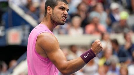 Tennis bei den US Open: Alcaraz dank Sieg im Topstar-Duell mit Djokovic im Finale