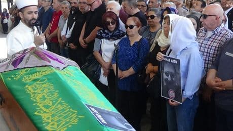 Katledilen Bahar Aksu memleketi Edirne’de toprağa verildi