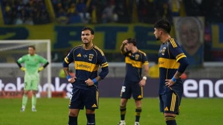 Boca toca fondo