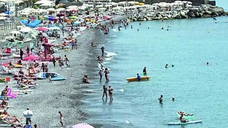 Mare inquinato in città, il monito di Cozzi: “Da Pegli a Priaruggia acque da migliorare”