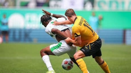2. Fußball-Bundesliga: Katastrophale Abwehr: Dynamo verliert bei Zweitliga-Comeback