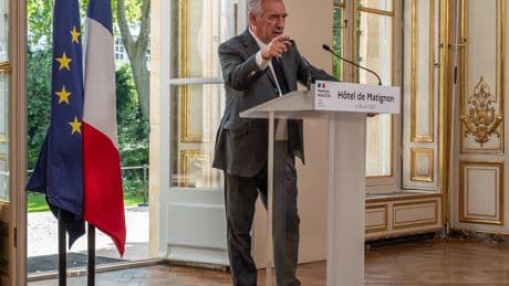 Retraites : la perplexité des syndicats après le « coup de main » de François Bayrou