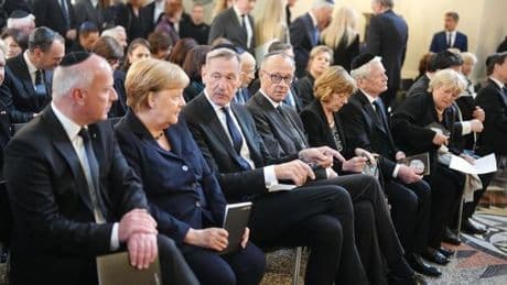 Abschied von Margot Friedländer – Prominente Politiker vor Ort