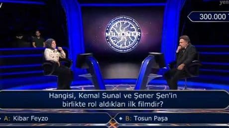Hangisi, Kemal Sunal ve Şener Şen'in birlikte rol aldıkları ilk filmdir?