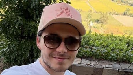 Brooklyn Beckham se refugia en sus suegros durante las vacaciones de verano