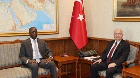 Milli Savunma Bakanı Yaşar Güler Nijerli mevkidaşı ile görüştü