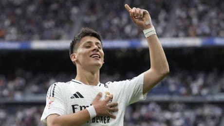 La evolución de Arda Güler y la gestión de Ancelotti: "Ha chupado banquillo muy bien"