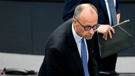 Historische nederlaag voor beoogde Duitse bondskanselier in eerste stemronde: CDU-leider Merz komt zes stemmen te kort