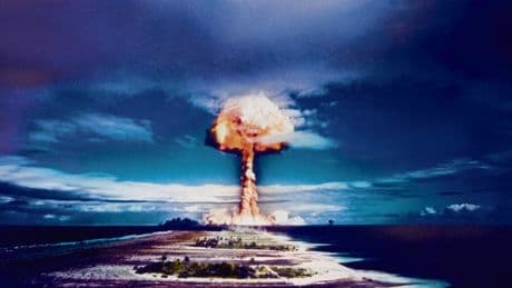 Moruroa : sous la plage, les déchets nucléaires