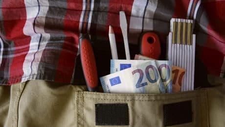 Trinkgeld für Handwerker: Höhe, Zeitpunkt und Ausnahmen | Ratgeber