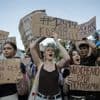 Oorlog is geen excuus om democratie te vervangen door autocratie, ook niet in Oekraïne