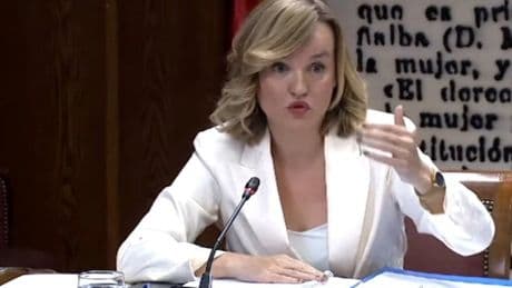 Pilar Alegría en el Senado: «¡Jamás tuve conocimiento de la existencia de esa fiesta!»