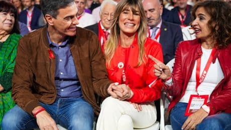 Saunas, sexo, mentiras, cintas de video y el Partido Socialista