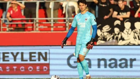 Who is Senne Lammens? Manchester United's new £18.1m goalkeeper set to rival Andre Onana and Altay Bayindir