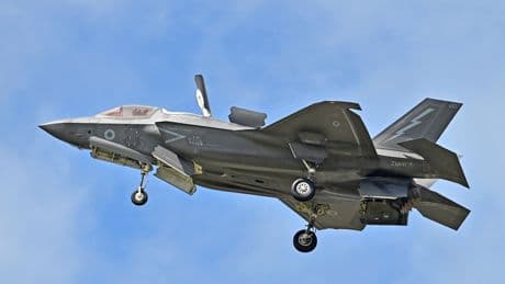 Tarnkappenjet F-35 strandet im Paradies und soll nun Tourismus in Indien ankurbeln