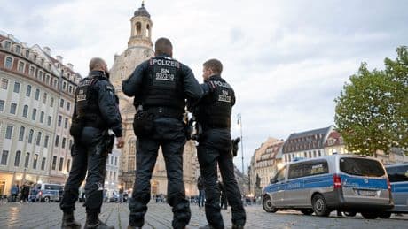 Innenpolitik | Neues Polizeigesetz: Taser schockt Opposition