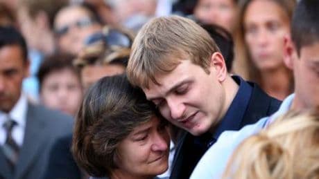 La mamma di Stasi: "È uno schifo". Poi la frase su Sempio