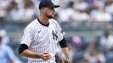 Yankees shake up bullpen further in flurry of roster moves
