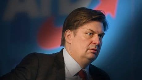 Maximilian Krah: Warum der AfD-Mann jetzt aus dem eigenen Lager angefeindet wird