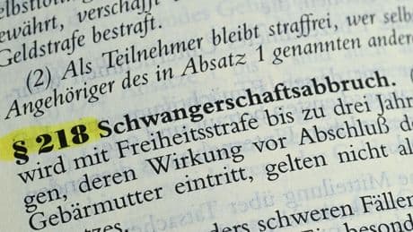 Schwangerschaftsabbrüche: Ärztetag für Entschärfung von Abtreibungsregeln