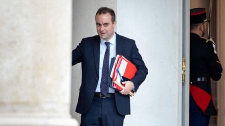 Sébastien Lecornu à Matignon, la récompense d’un fidèle du président