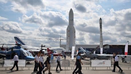 Salon du Bourget : suivez la première journée de la 55e édition du grand rendez-vous mondial de l’aéronautique