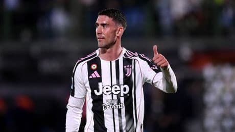 <p>Vlahovic carica i compagni nello spogliatoio: &quot;&Egrave; impossibile ragazzi...&quot;</p>