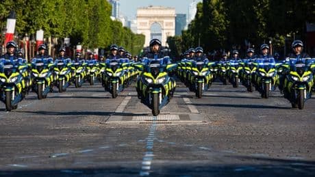 DIRECT. 14-Juillet: le défilé militaire de retour sur les Champs-Élysées, plus de 5.600 soldats présents