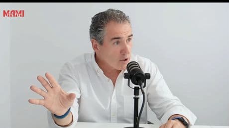 Ramon Vallès, piloto de avión: “He realizado aterrizajes en los que en ningún momento veía la pista, se toman muchas medidas pero funciona muy bien”